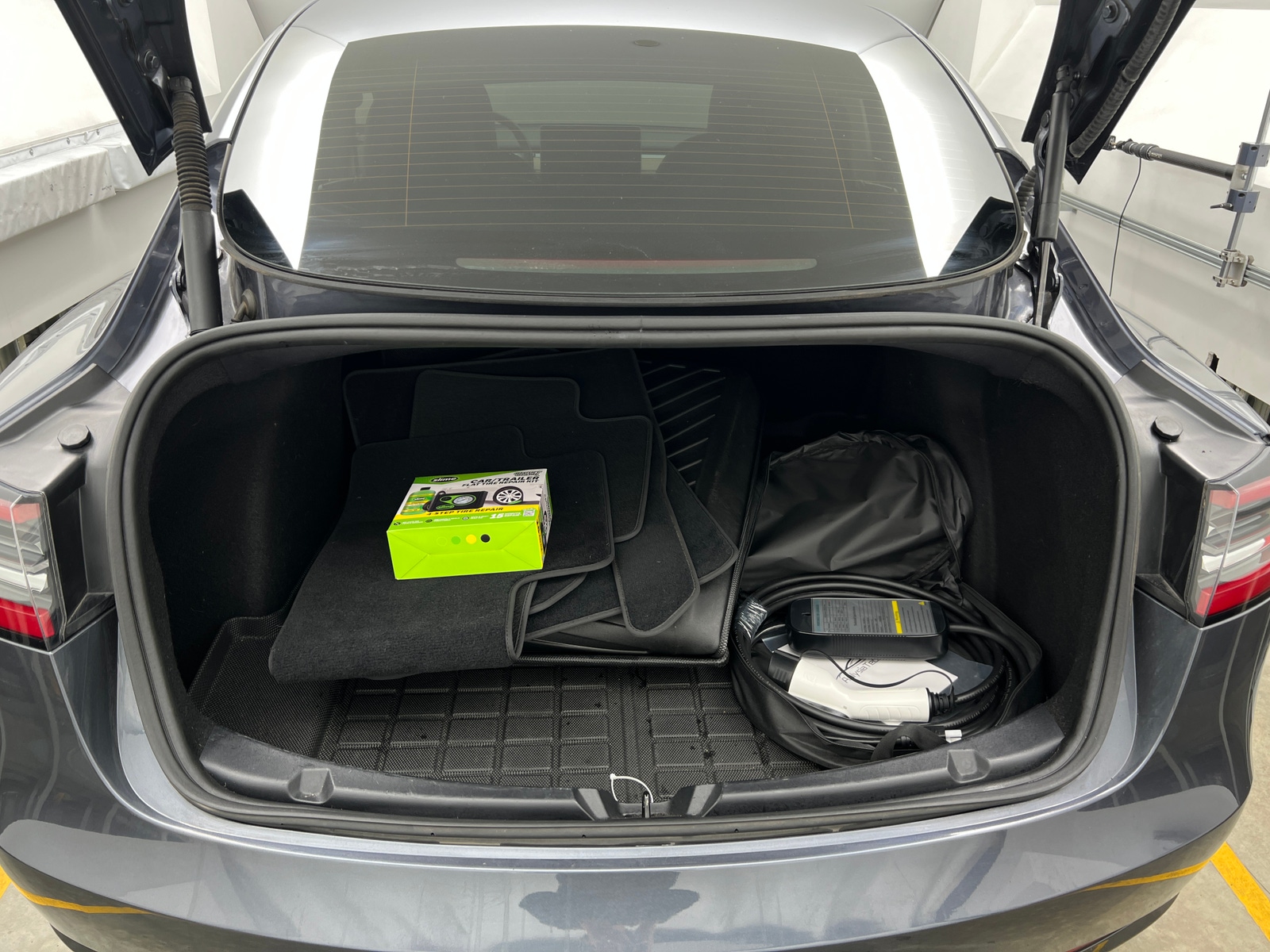 Thumbnail: 2023 Tesla Model 3 - 6