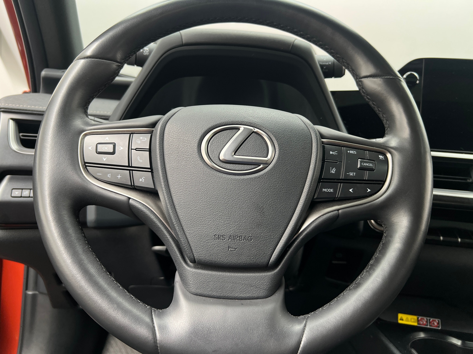 Thumbnail: 2023 Lexus UX - 4