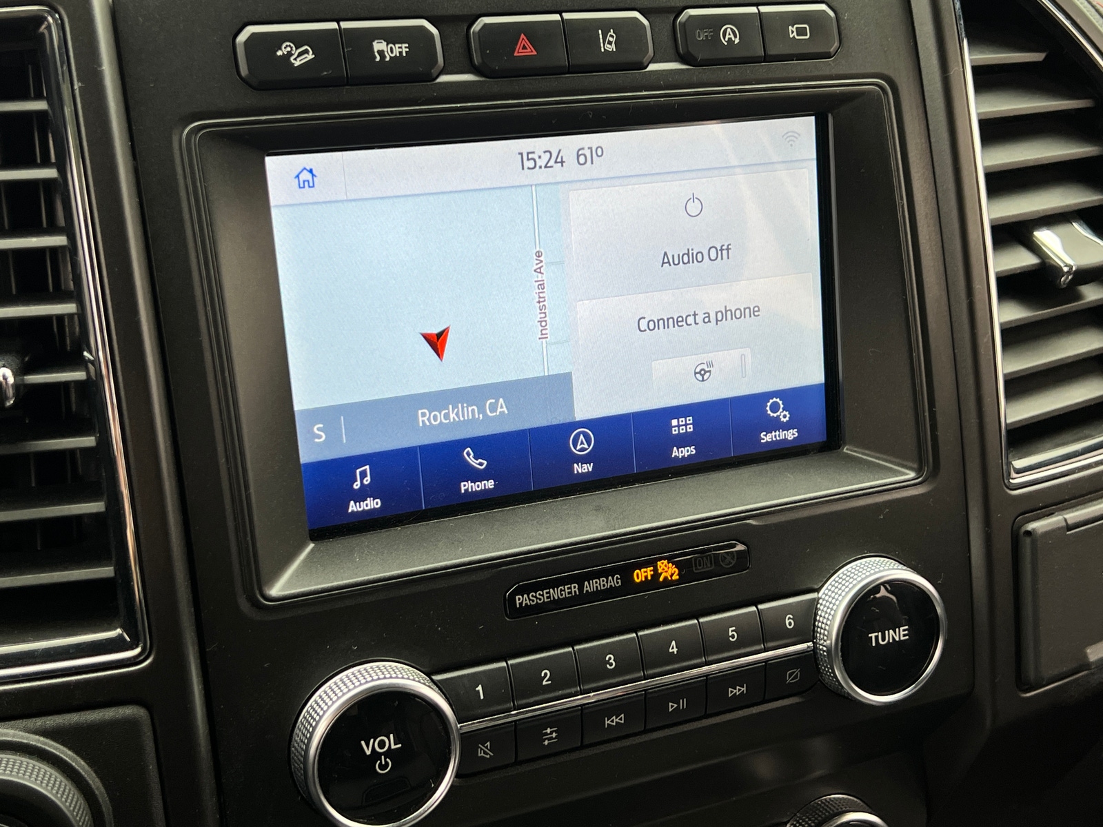 Thumbnail: 2020 Ford Expedition - 3