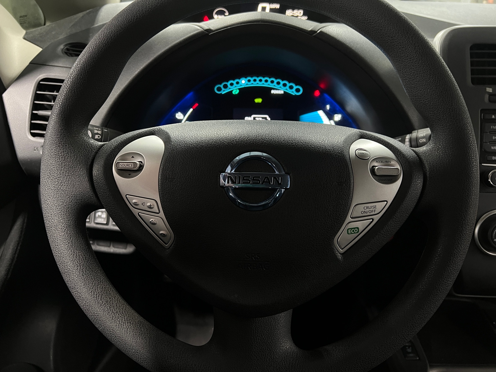 Thumbnail: 2017 Nissan Leaf - 5