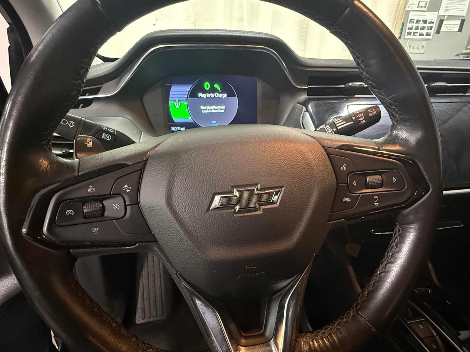 Thumbnail: 2023 Chevrolet Bolt EUV - 4