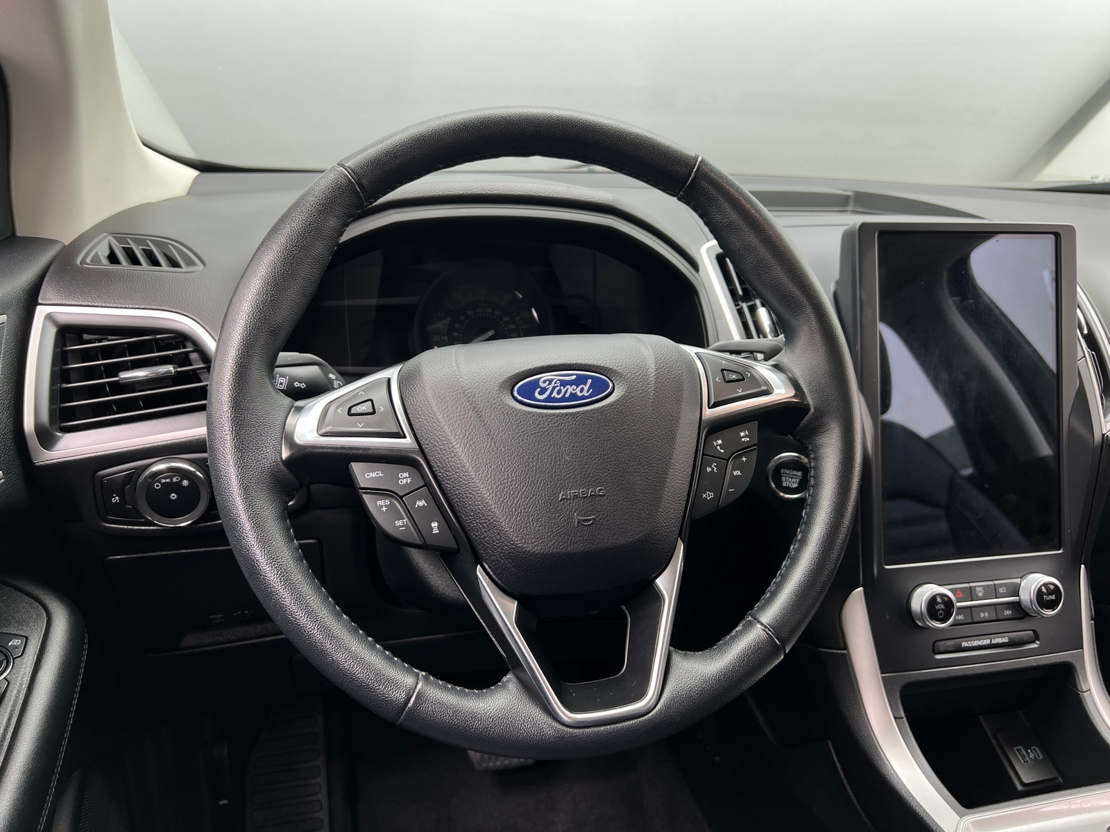 Thumbnail: 2024 Ford Edge - 4