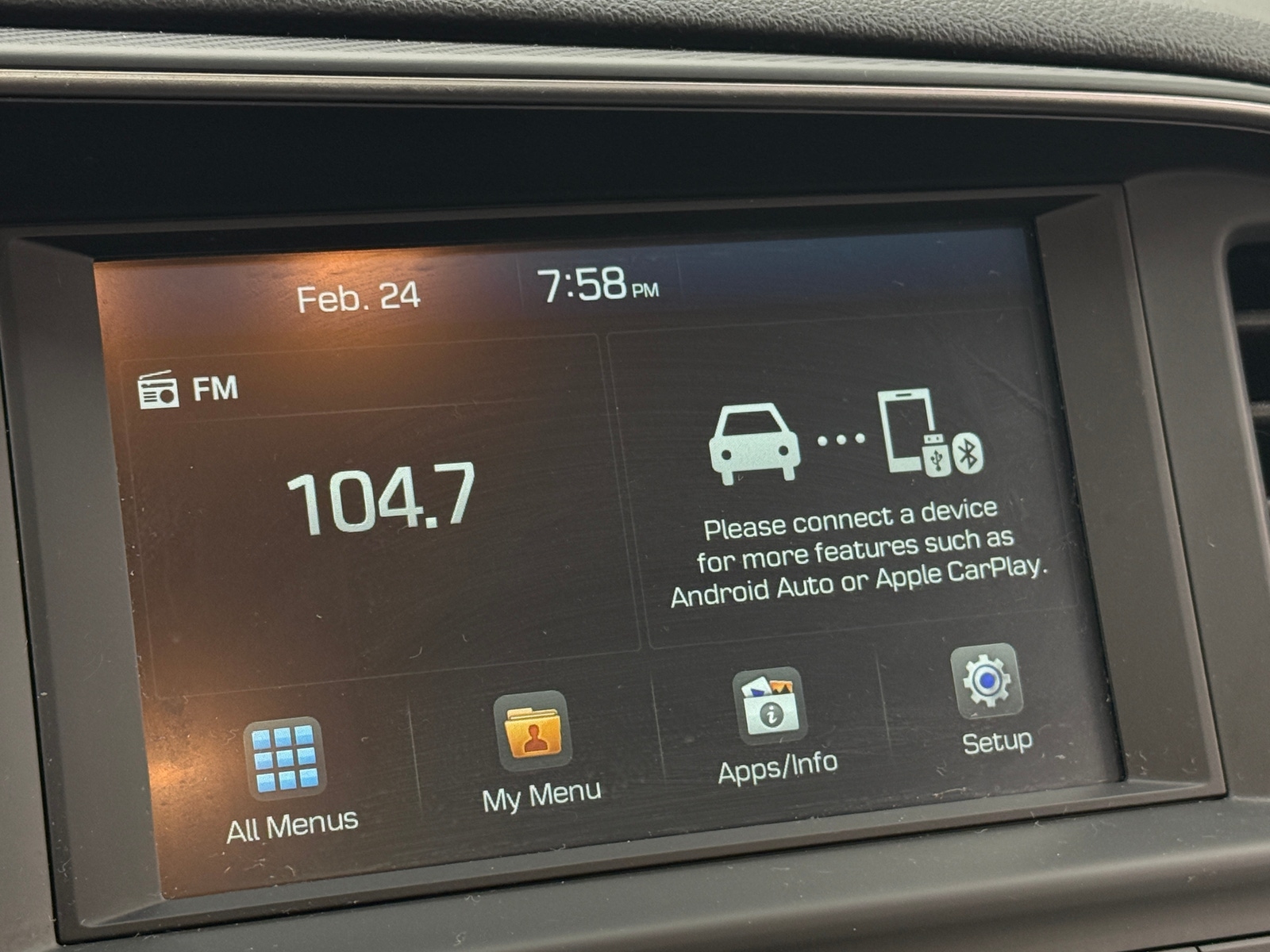 Thumbnail: 2019 Hyundai Elantra - 4