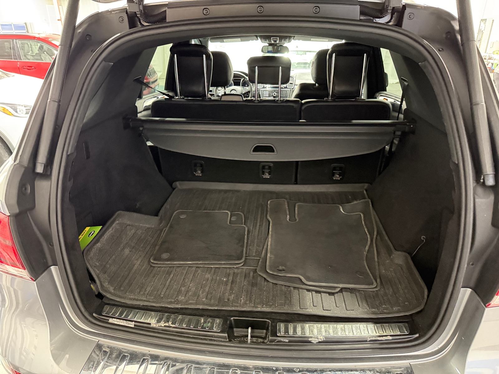 Thumbnail: 2016 Mercedes-Benz GLE - 6