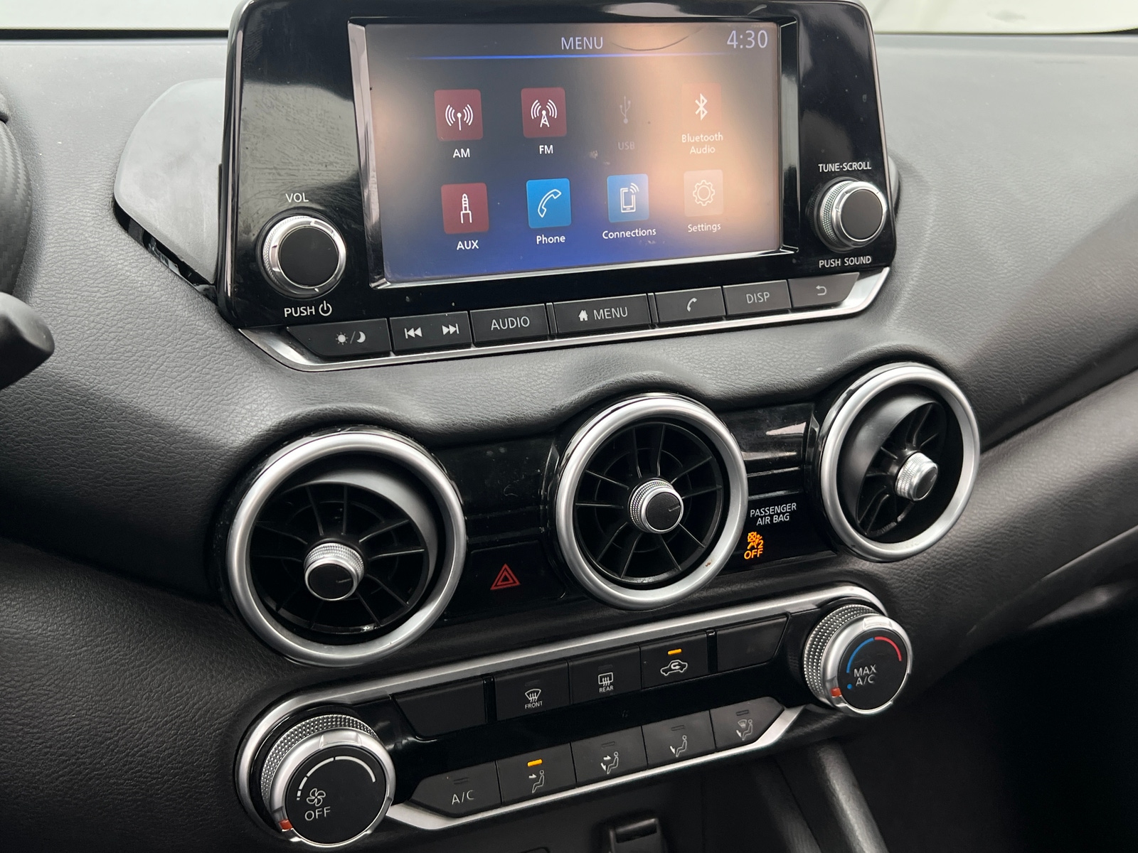 Thumbnail: 2021 Nissan Sentra - 4