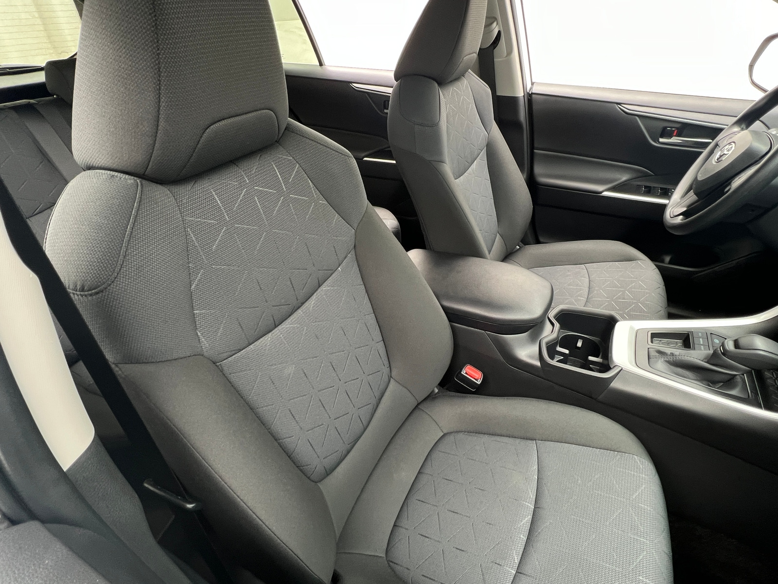 Thumbnail: 2025 Toyota RAV4 - 2