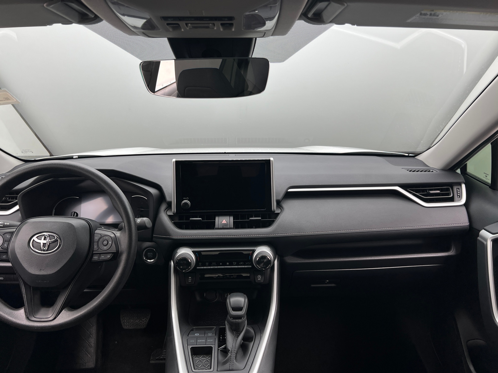 Thumbnail: 2025 Toyota RAV4 - 3