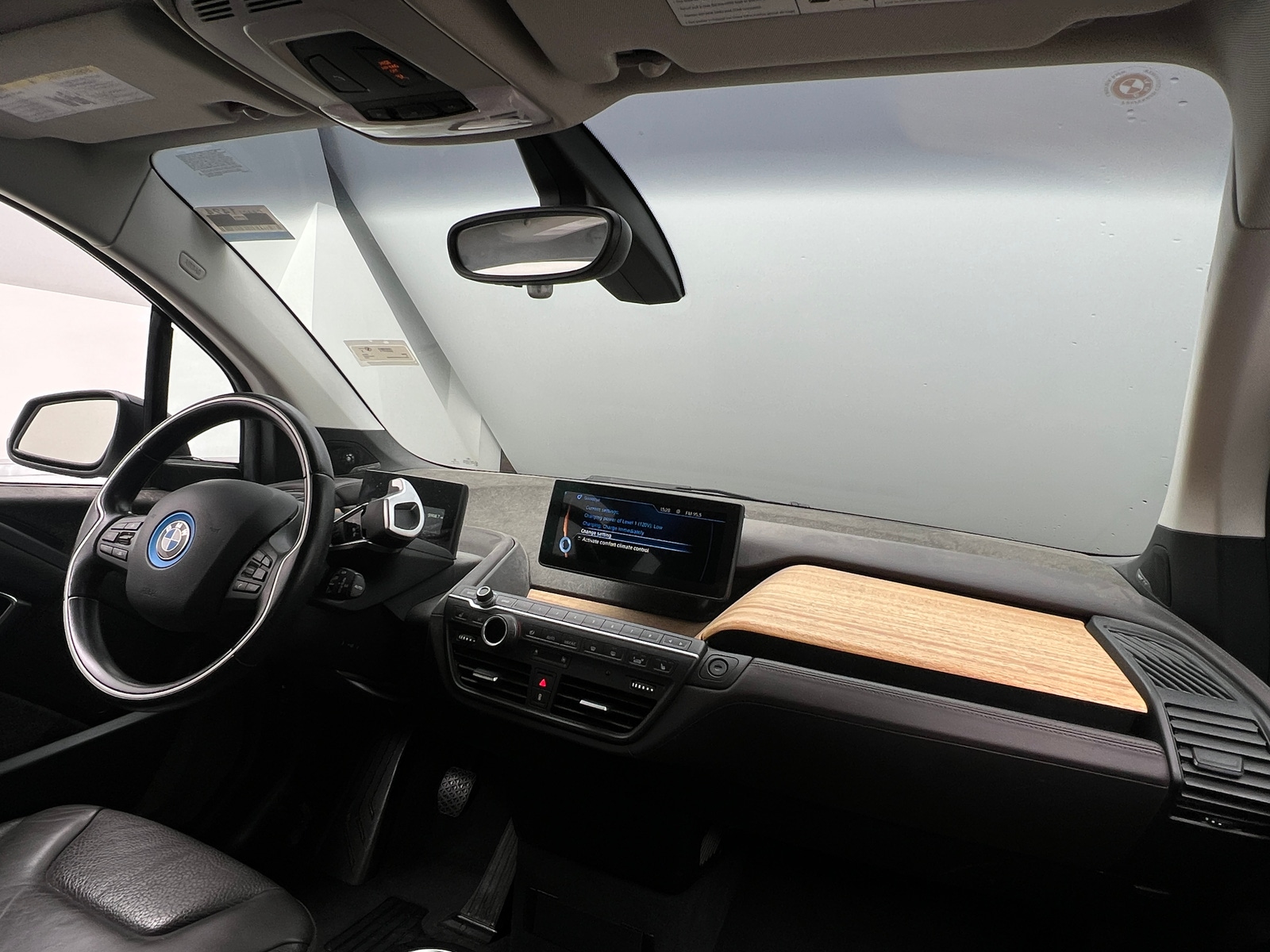 Thumbnail: 2015 BMW i3 - 2