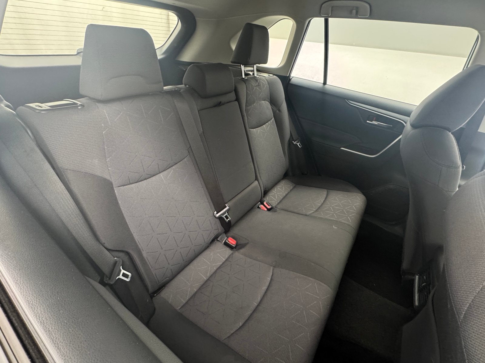 Thumbnail: 2021 Toyota RAV4 - 6