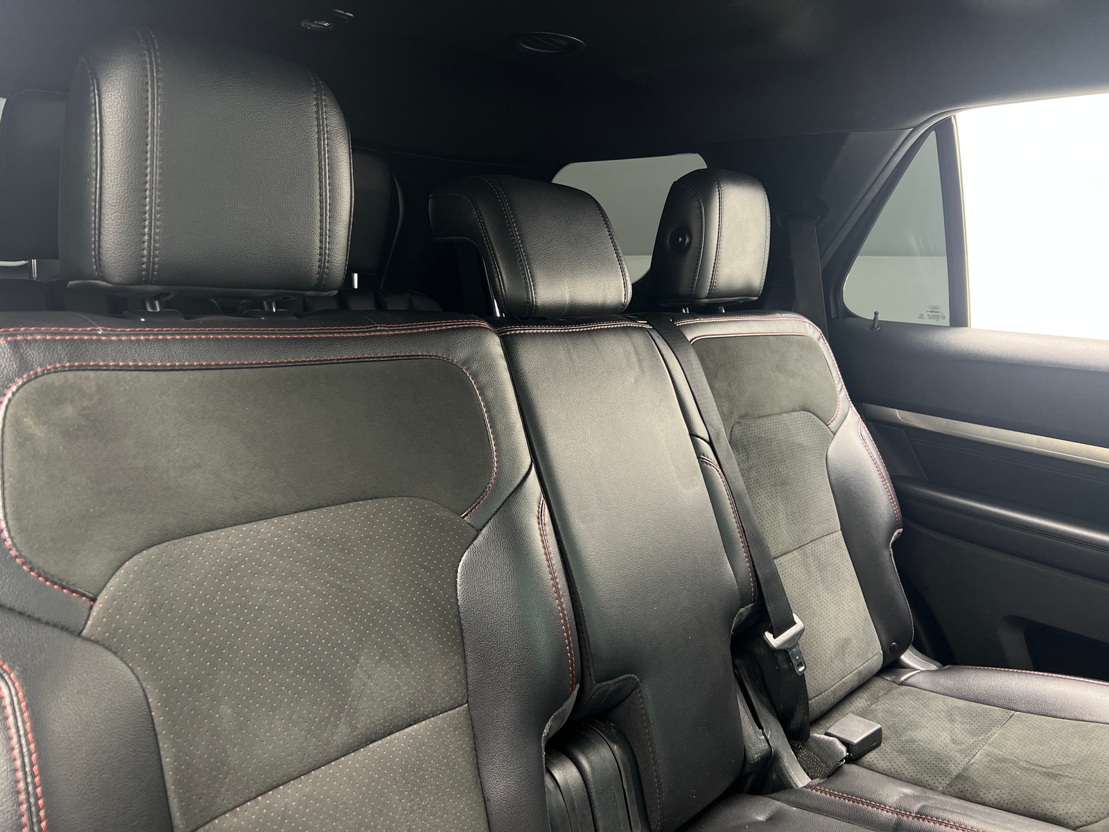 Thumbnail: 2019 Ford Explorer - 6