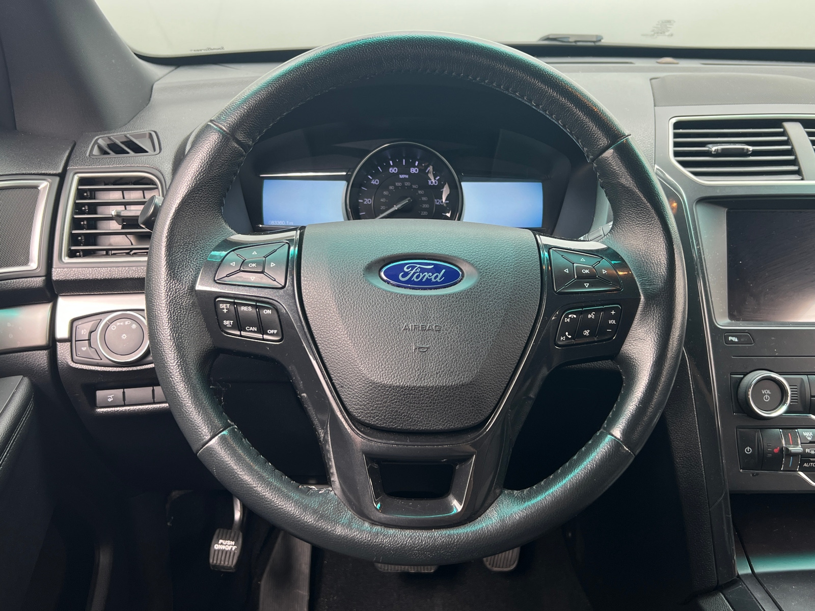 Thumbnail: 2019 Ford Explorer - 5