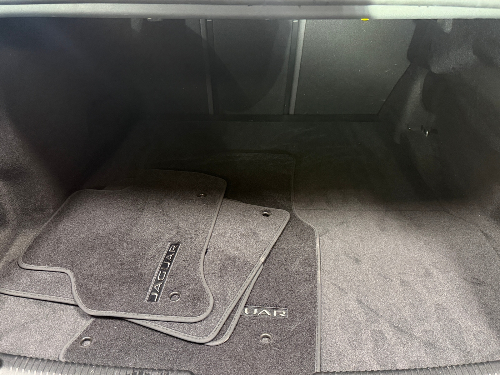 Thumbnail: 2019 Jaguar XE - 6