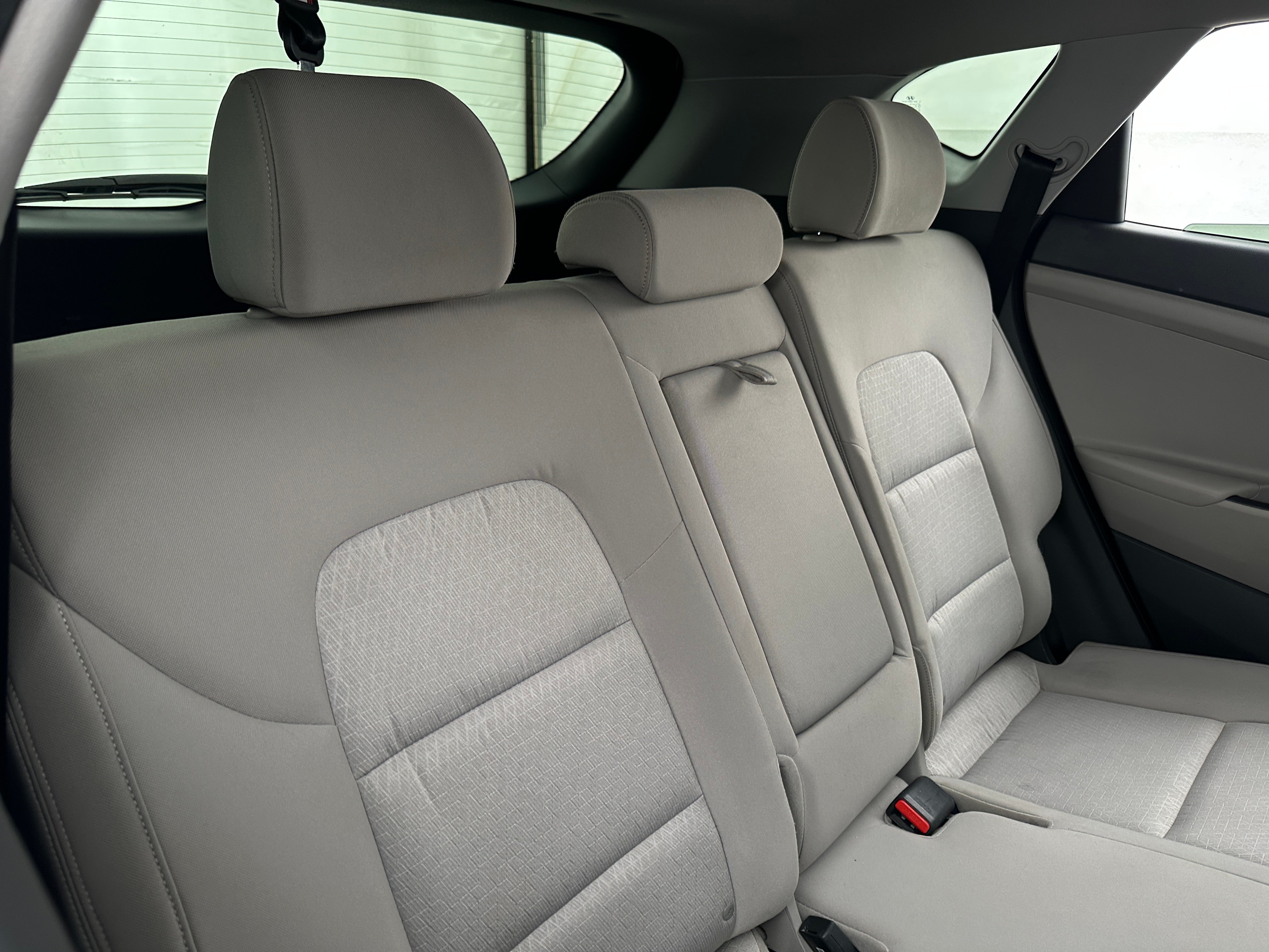 Used 2016 Hyundai Tucson SE with VIN KM8J23A43GU022896 for sale in Pewaukee, WI