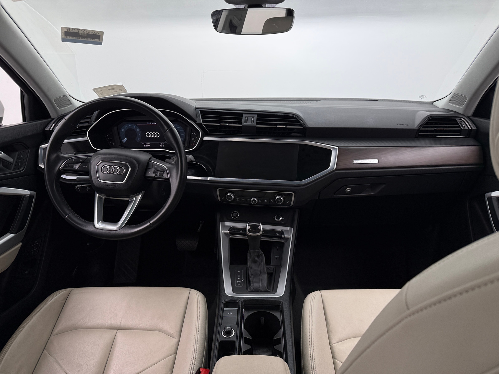 Thumbnail: 2023 Audi Q3 - 2