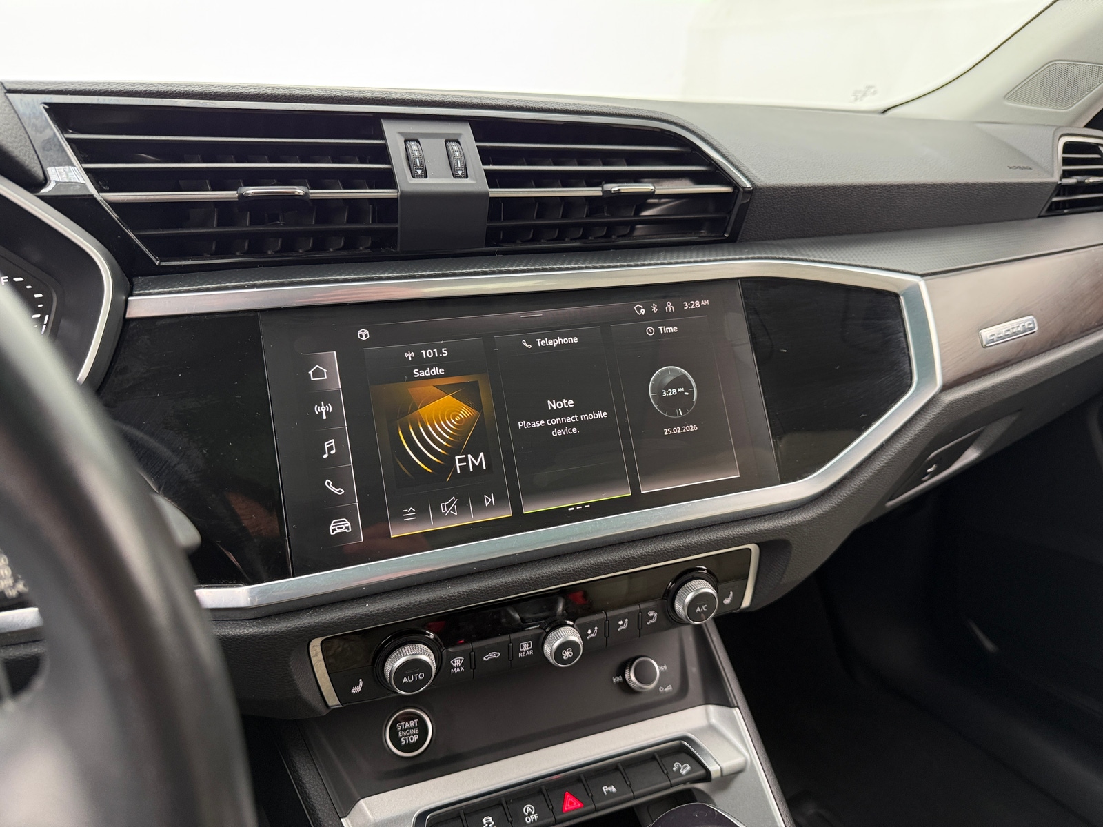 Thumbnail: 2023 Audi Q3 - 3