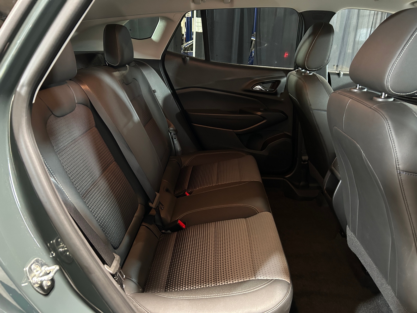 Thumbnail: 2025 Chevrolet Trax - 6