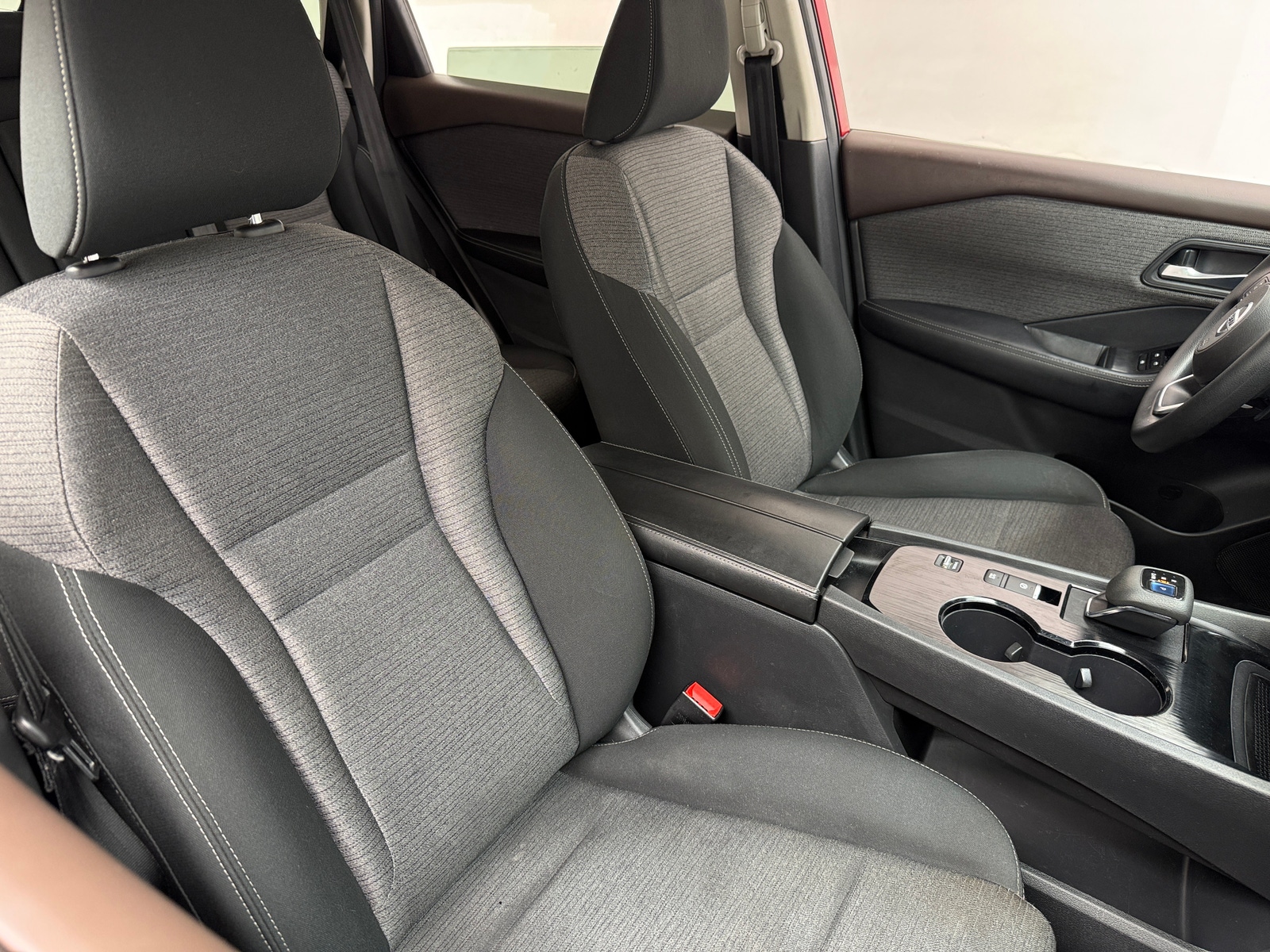 Thumbnail: 2021 Nissan Rogue - 2