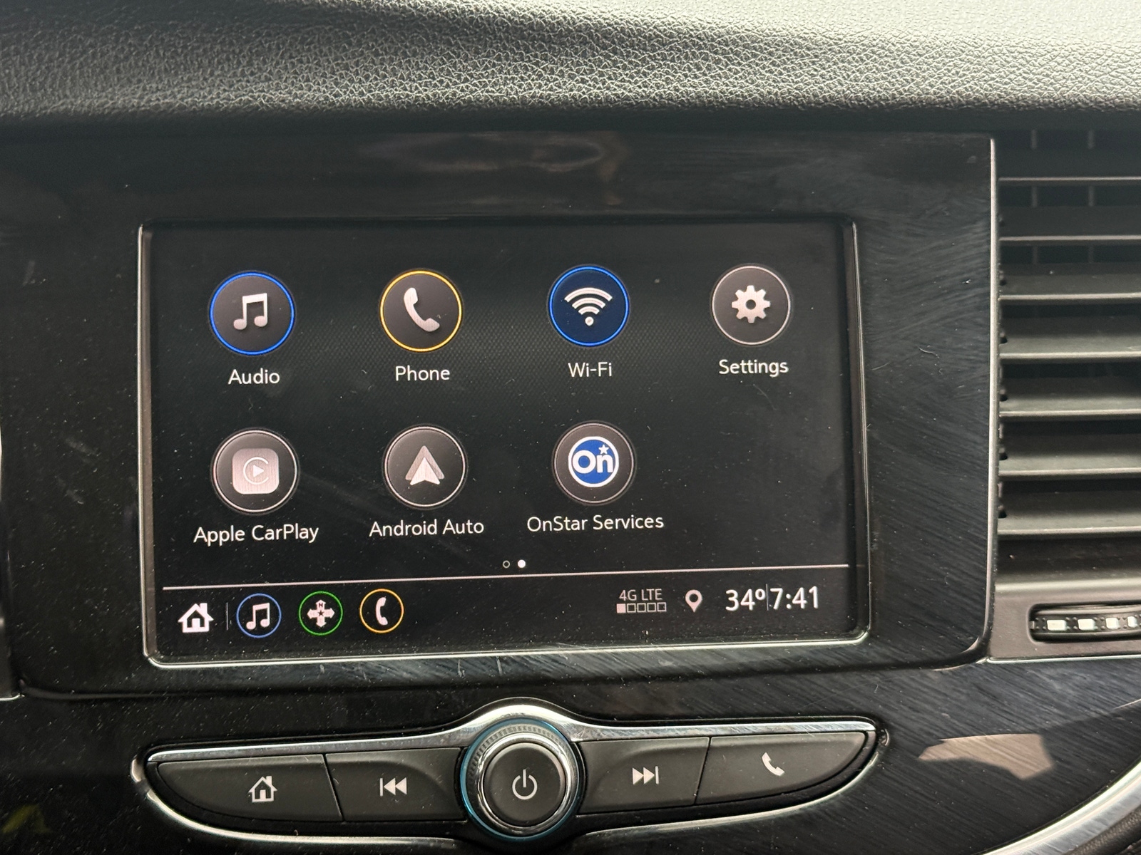 Thumbnail: 2022 Buick Encore - 4