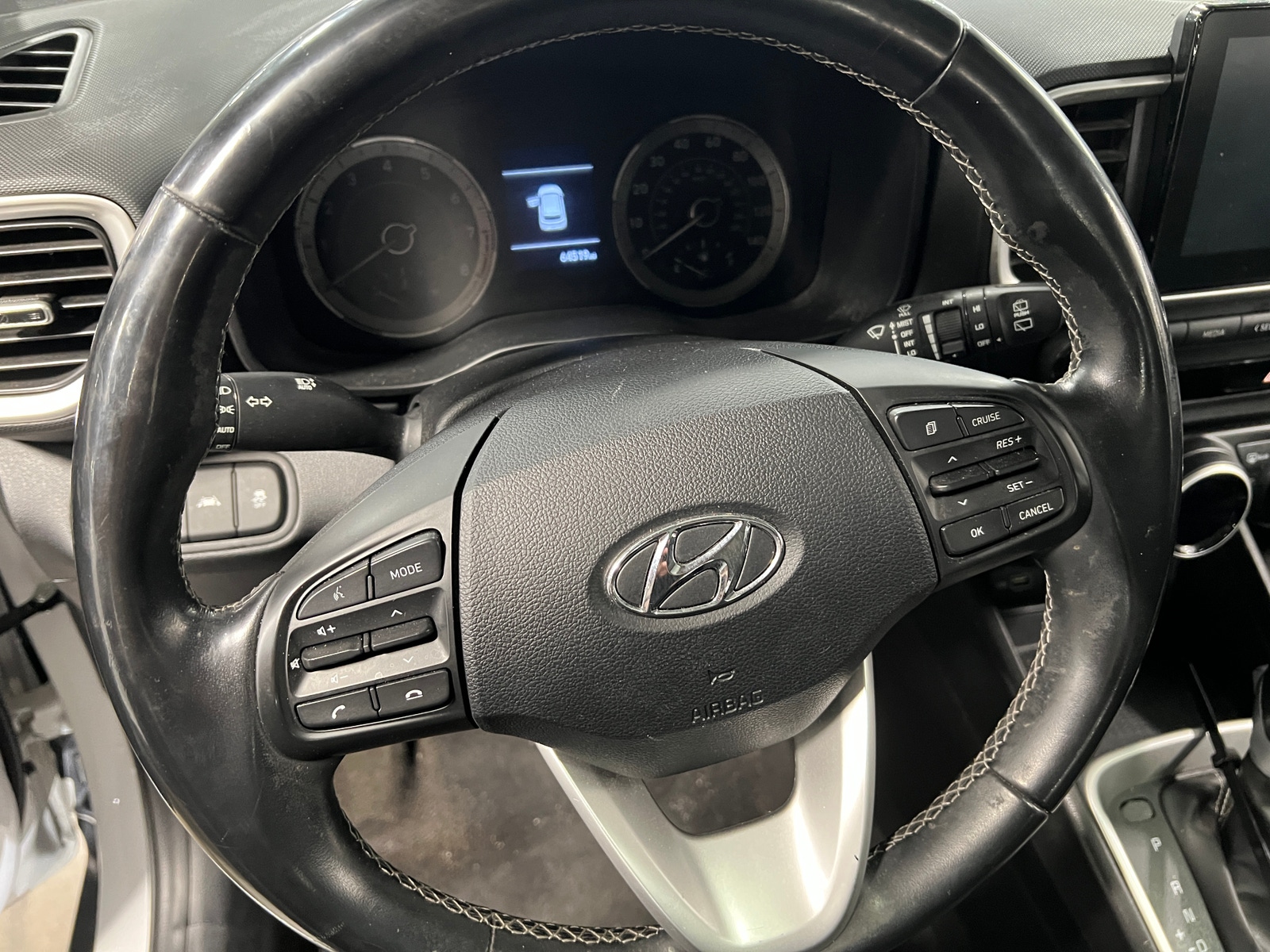 Thumbnail: 2022 Hyundai Venue - 5