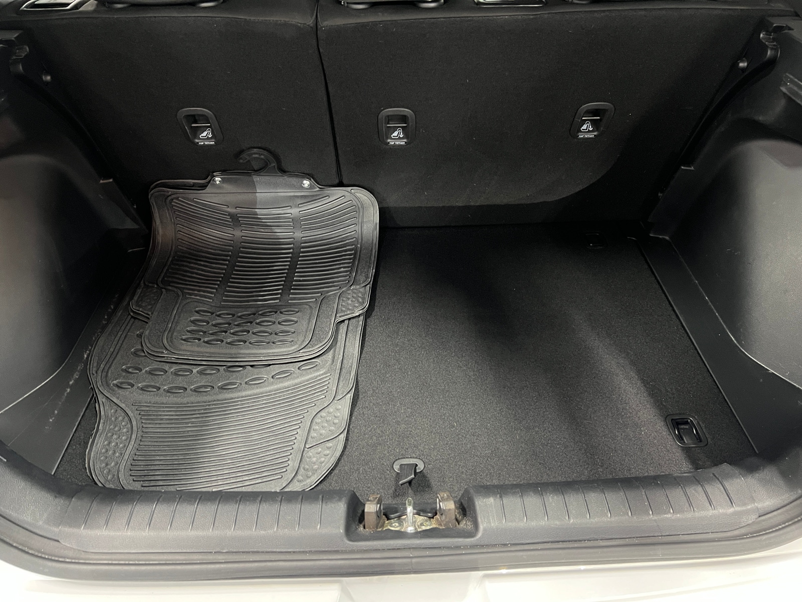 Thumbnail: 2022 Hyundai Venue - 7