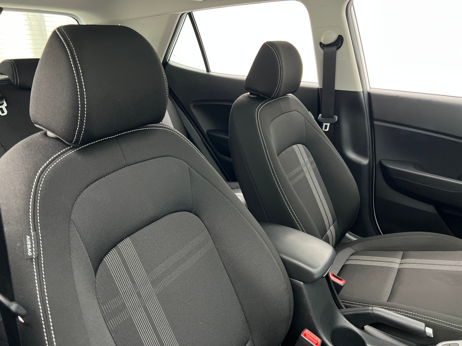 Thumbnail: 2025 Hyundai Venue - 2