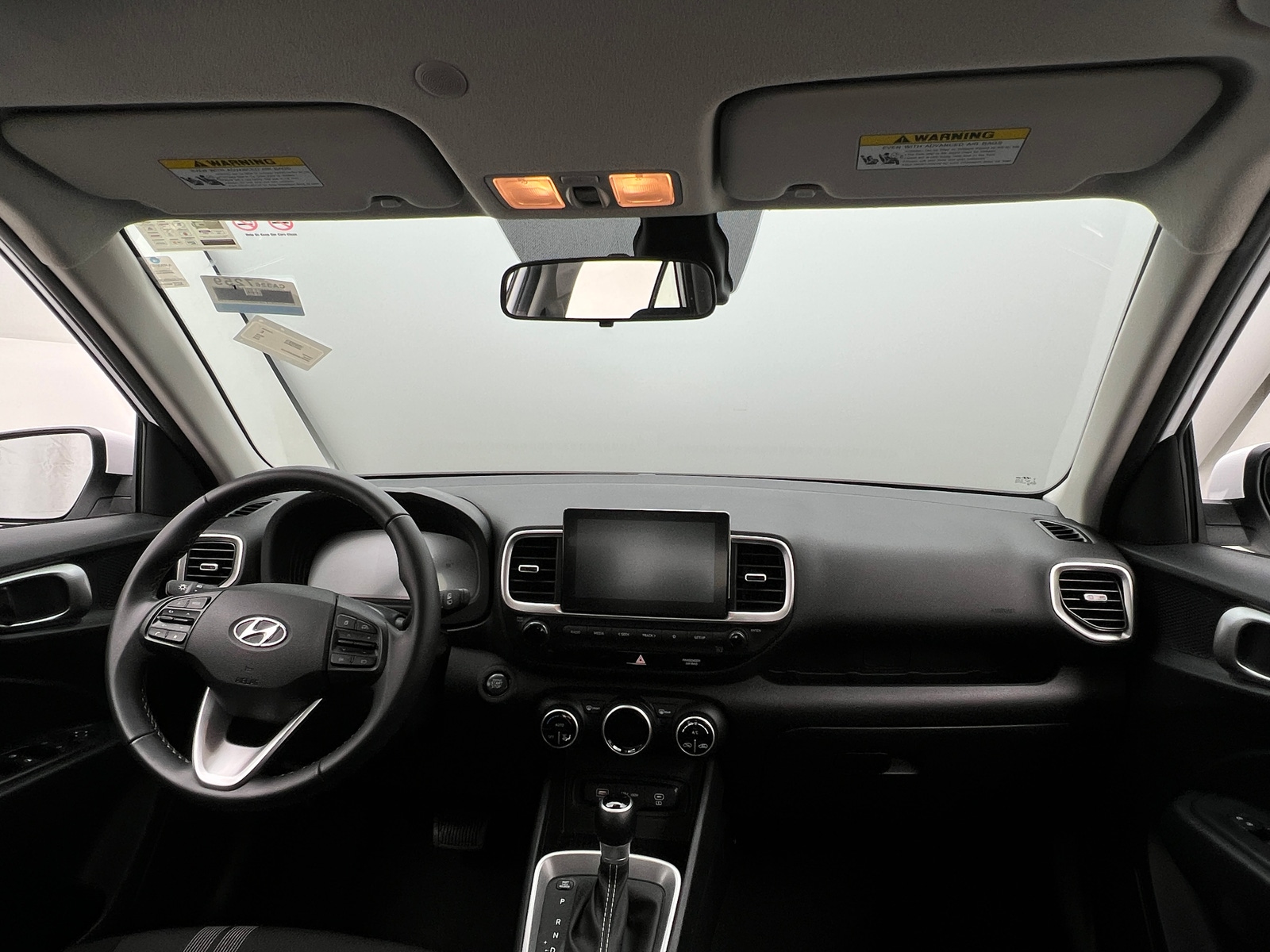 Thumbnail: 2025 Hyundai Venue - 3