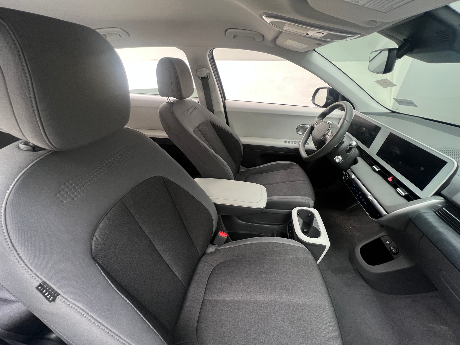 Thumbnail: 2024 Hyundai Ioniq 5 - 2