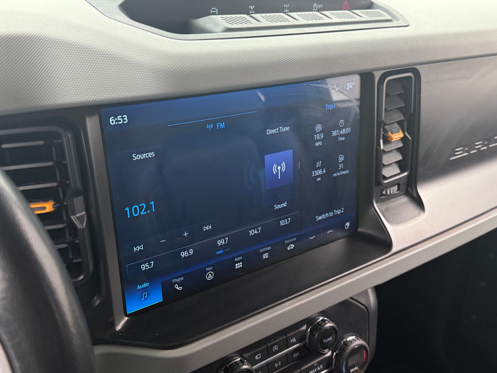 Thumbnail: 2021 Ford Bronco - 3