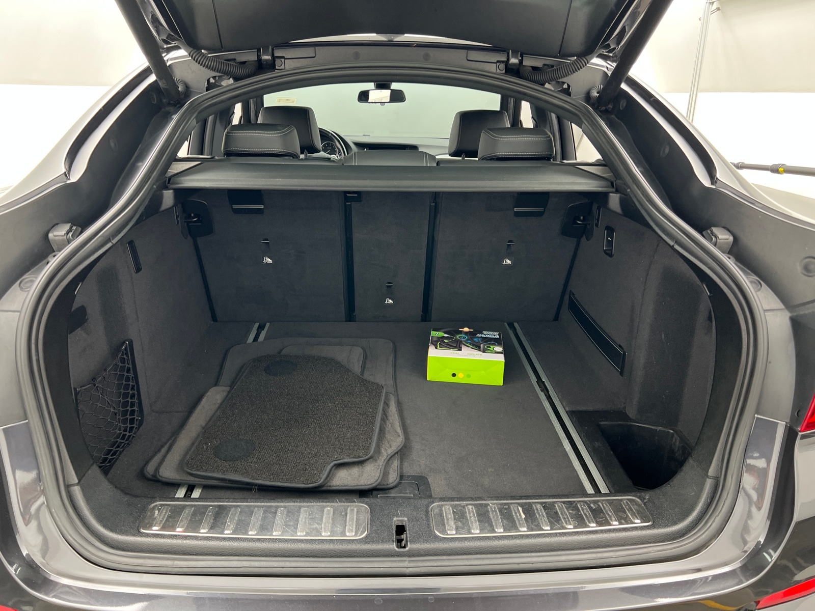 Thumbnail: 2016 BMW X4 - 6