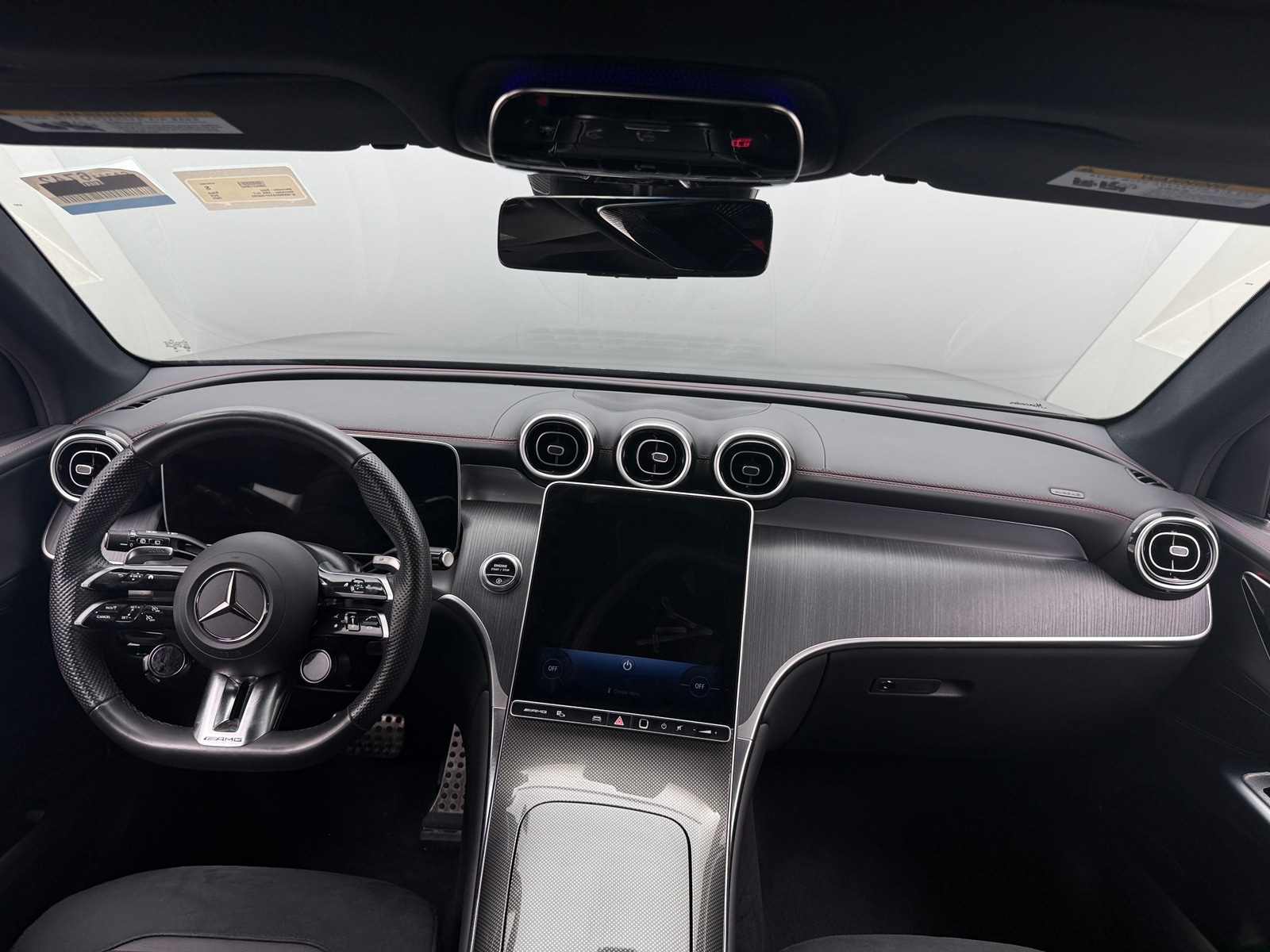 Thumbnail: 2025 Mercedes-Benz GLC - 3