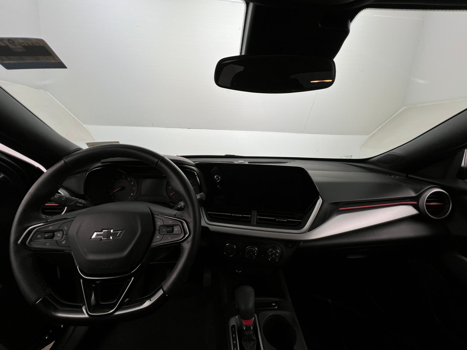 Thumbnail: 2025 Chevrolet Trax - 3