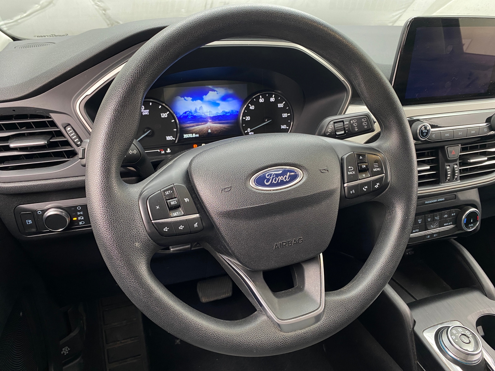 Thumbnail: 2022 Ford Escape - 5