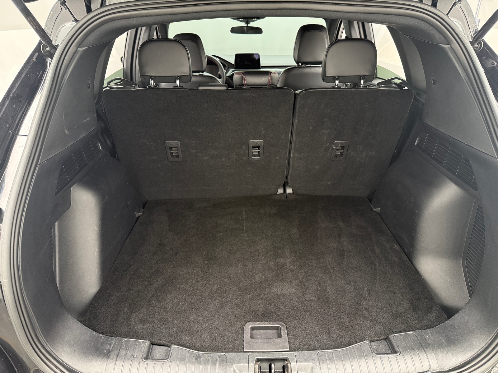 Thumbnail: 2025 Ford Escape - 7