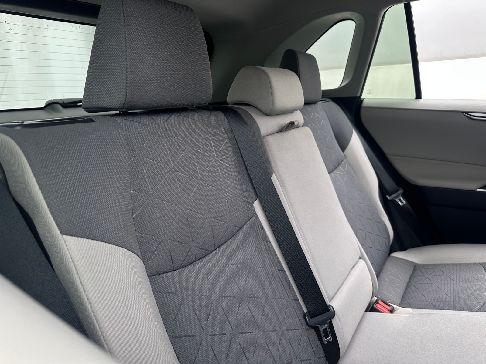 Thumbnail: 2021 Toyota RAV4 - 6