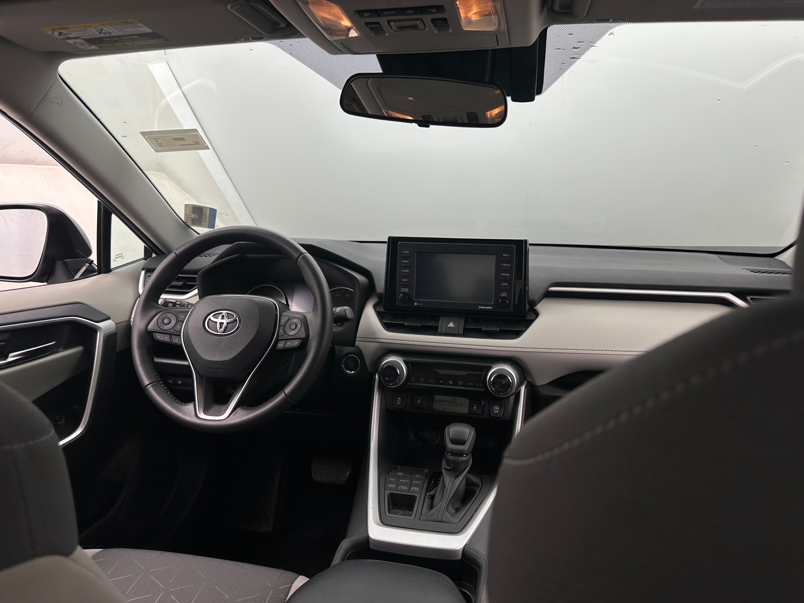 Thumbnail: 2021 Toyota RAV4 - 3