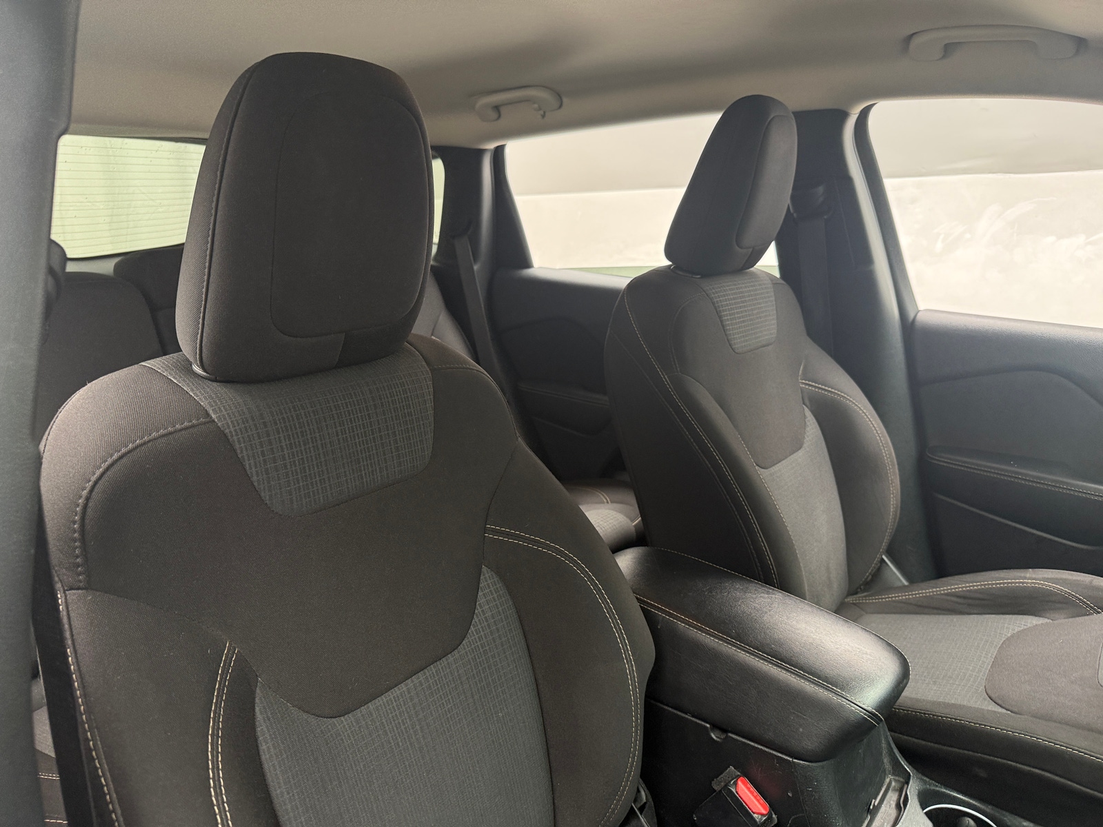 Thumbnail: 2016 Jeep Cherokee - 2