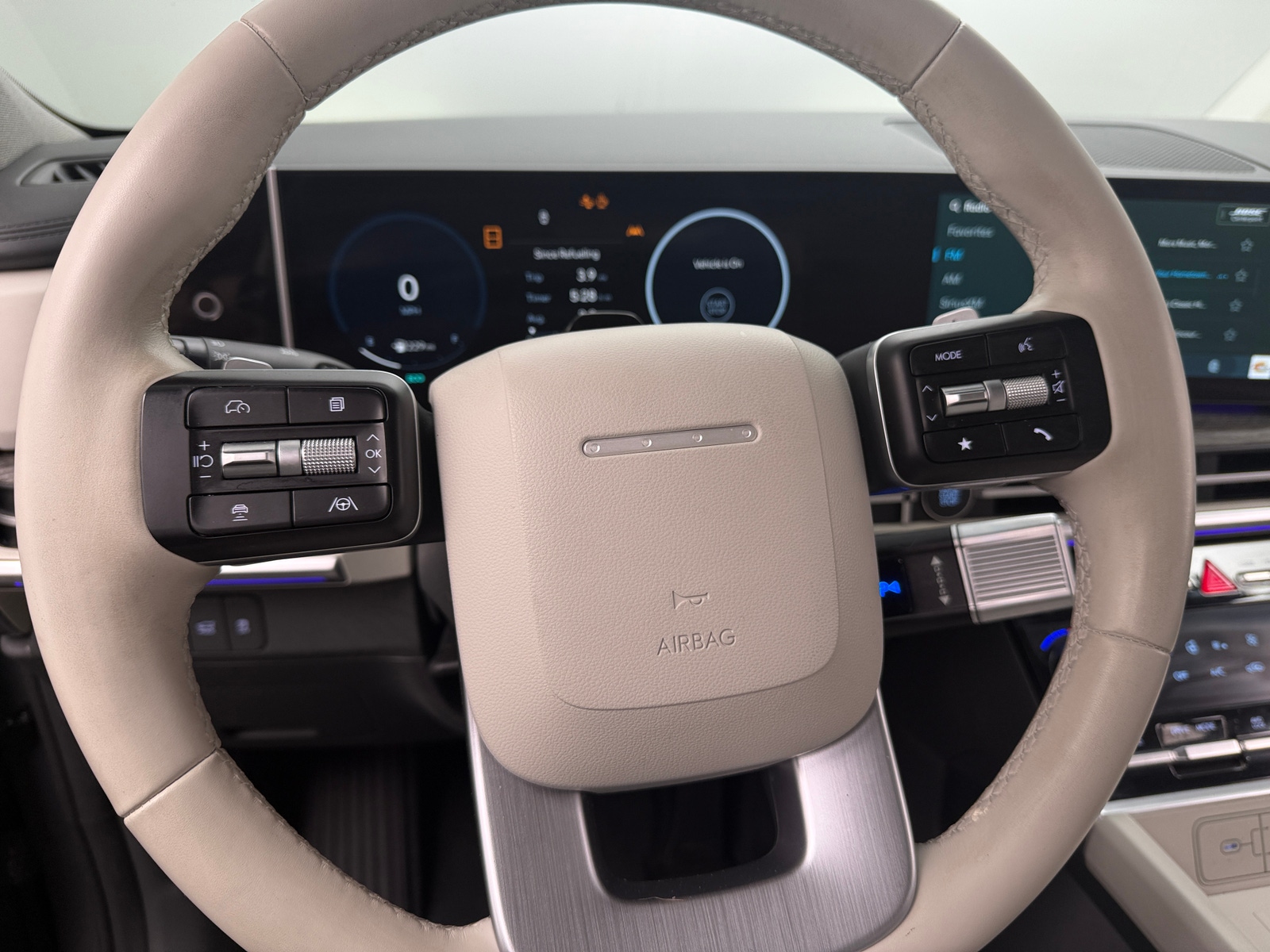 Thumbnail: 2024 Hyundai Santa Fe - 4