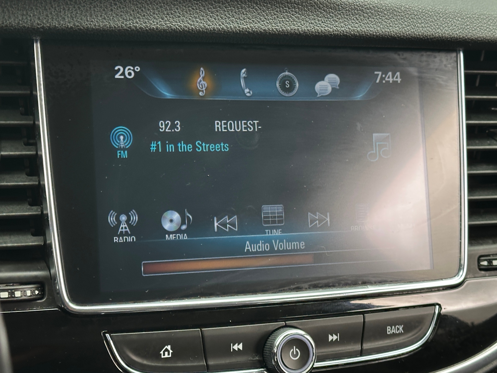 Thumbnail: 2021 Buick Encore - 4