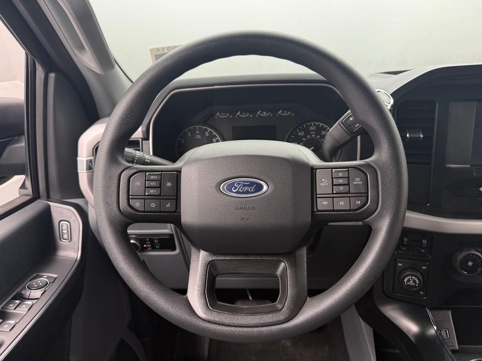 Thumbnail: 2023 Ford Econoline - 5