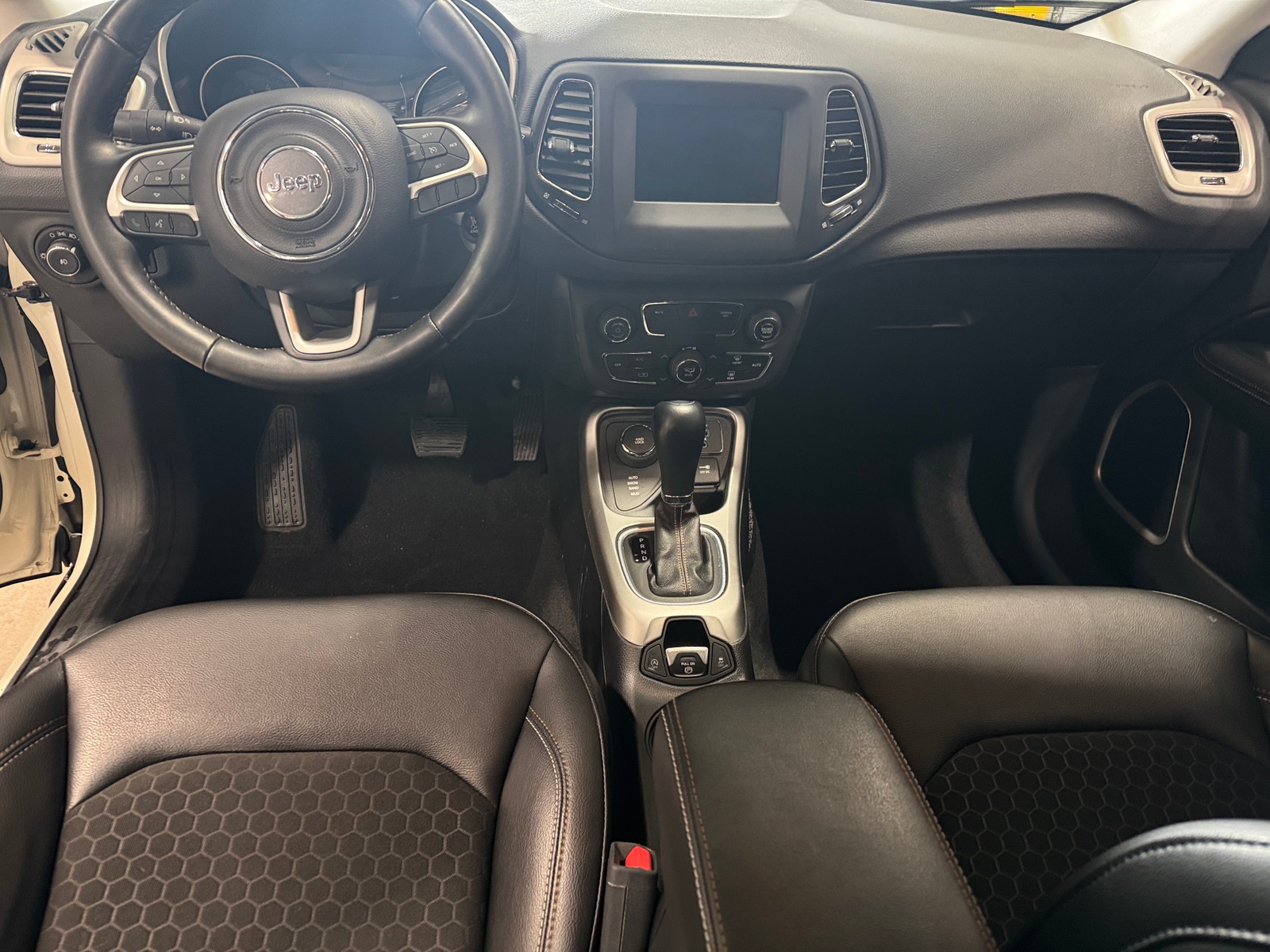 Thumbnail: 2020 Jeep Compass - 2