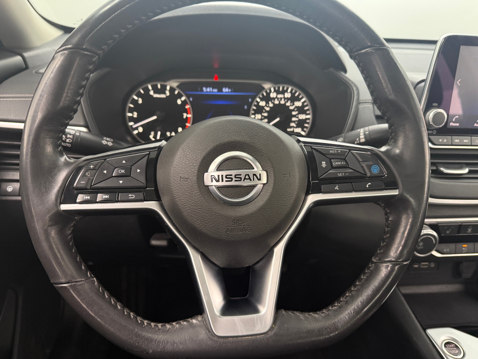 Thumbnail: 2022 Nissan Altima - 5