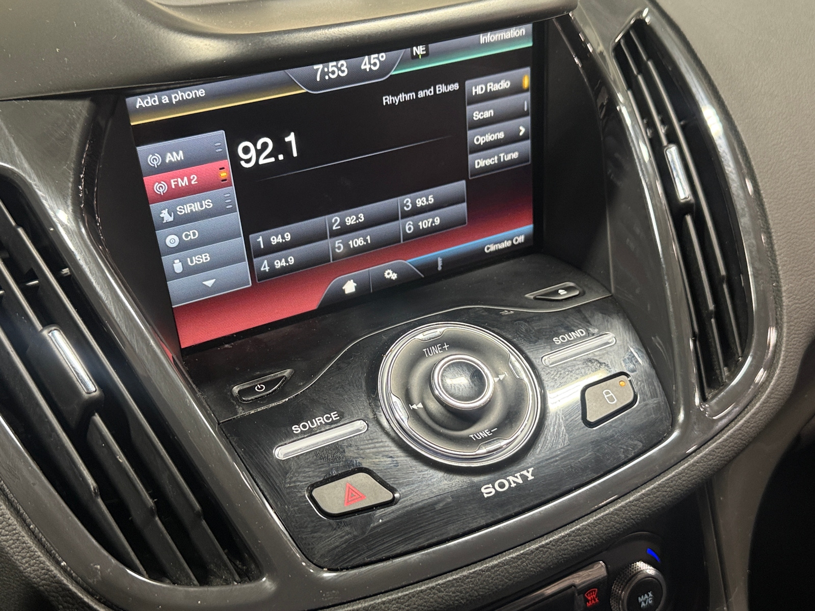 Thumbnail: 2015 Ford Escape - 3