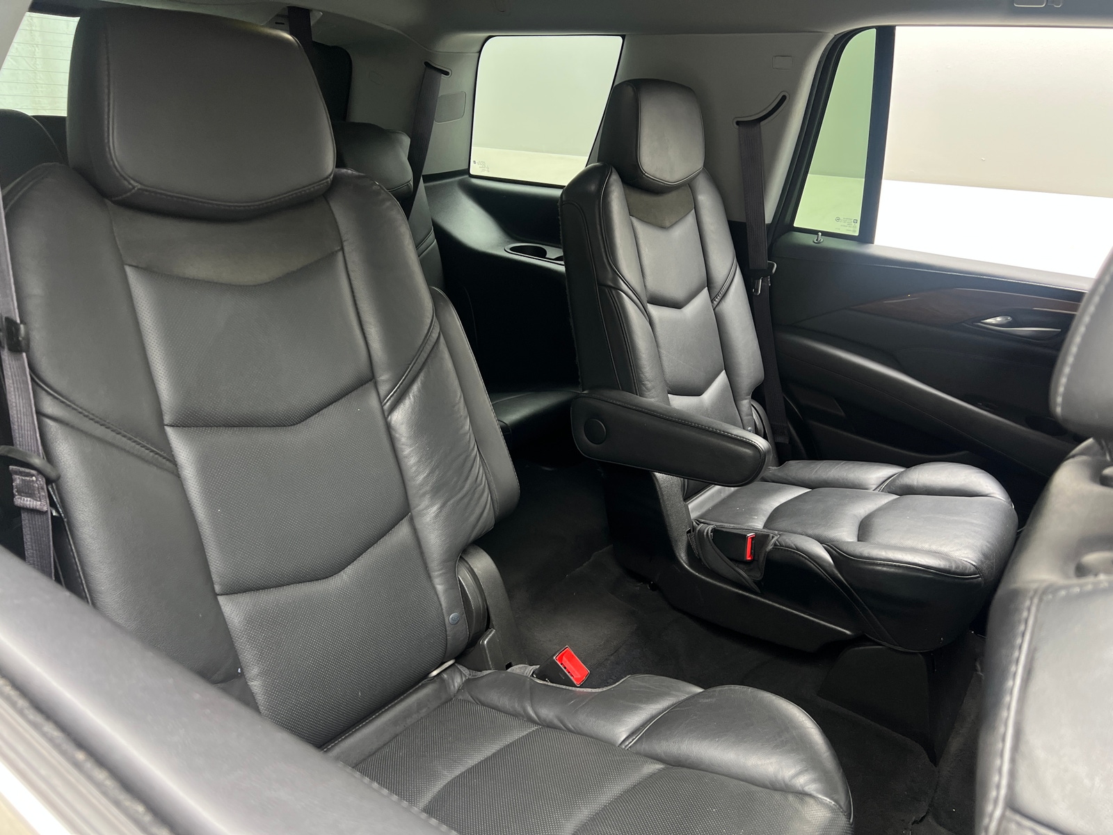 Thumbnail: 2017 Cadillac Escalade - 5