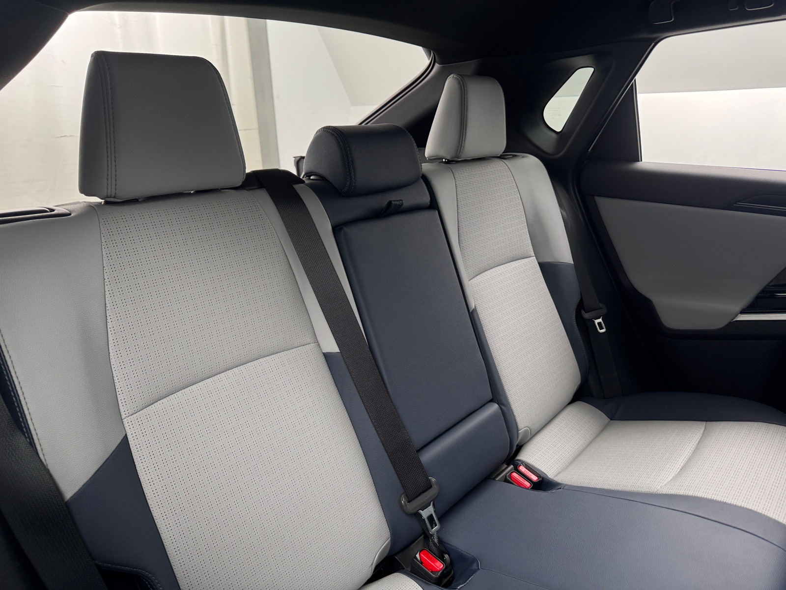 Thumbnail: 2023 Subaru Solterra - 6