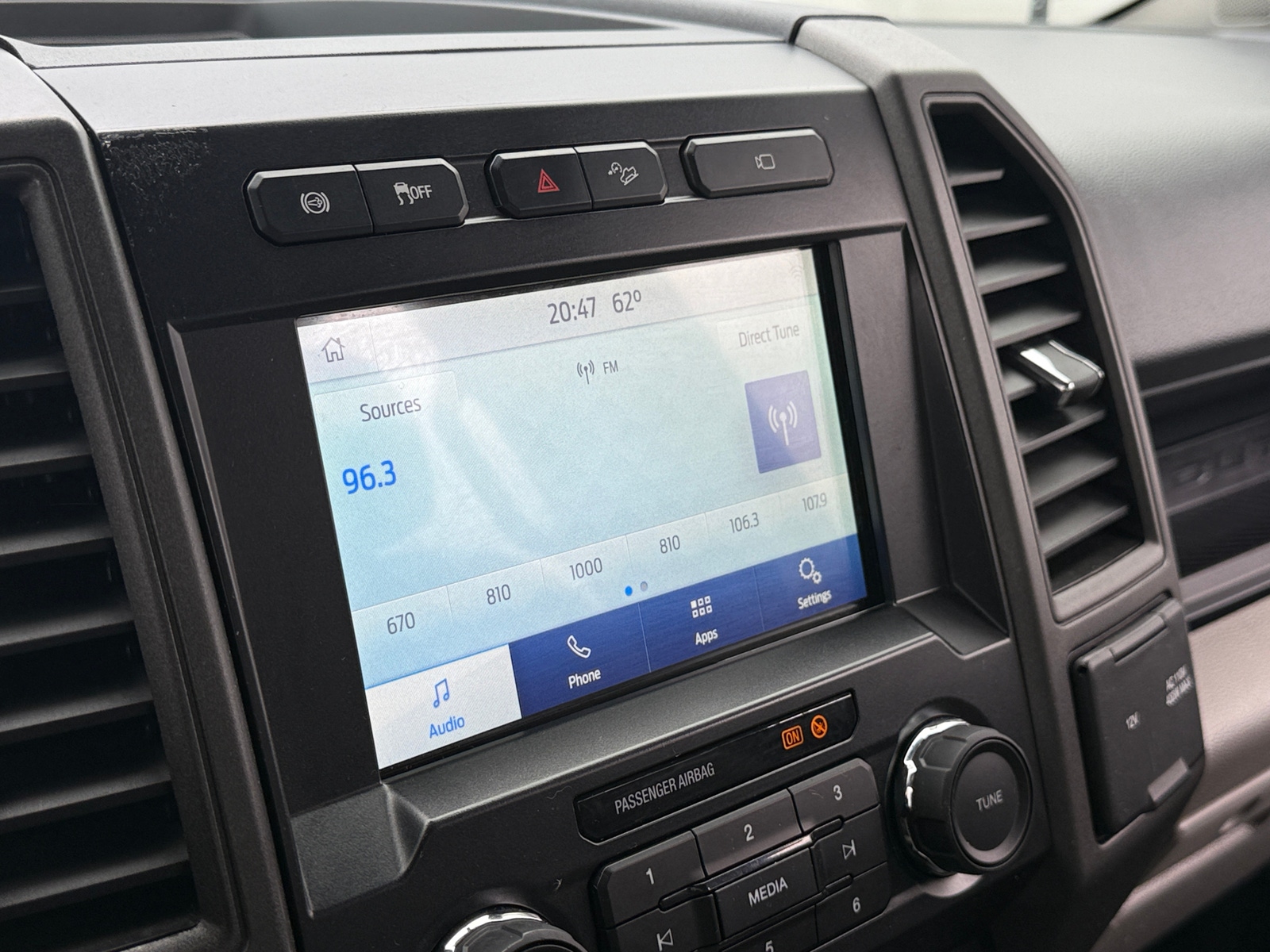 Thumbnail: 2022 Ford Econoline - 4