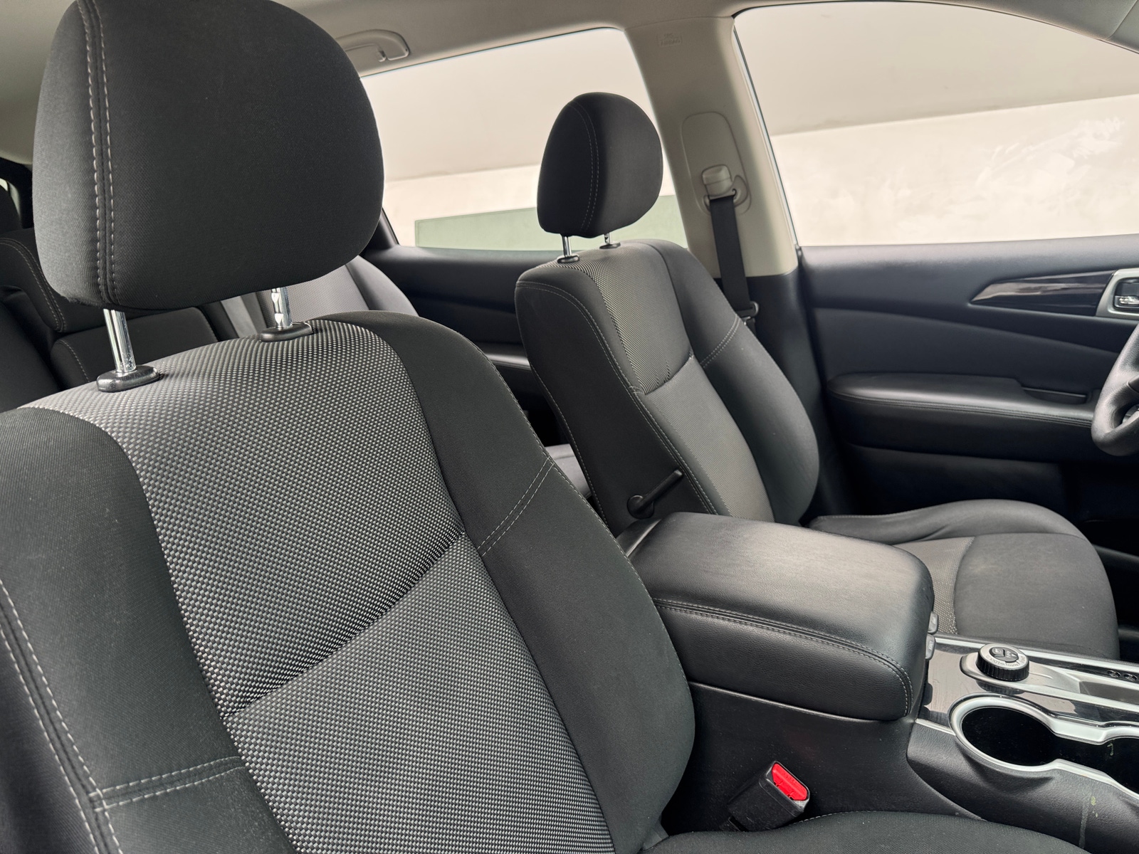 Thumbnail: 2020 Nissan Pathfinder - 2