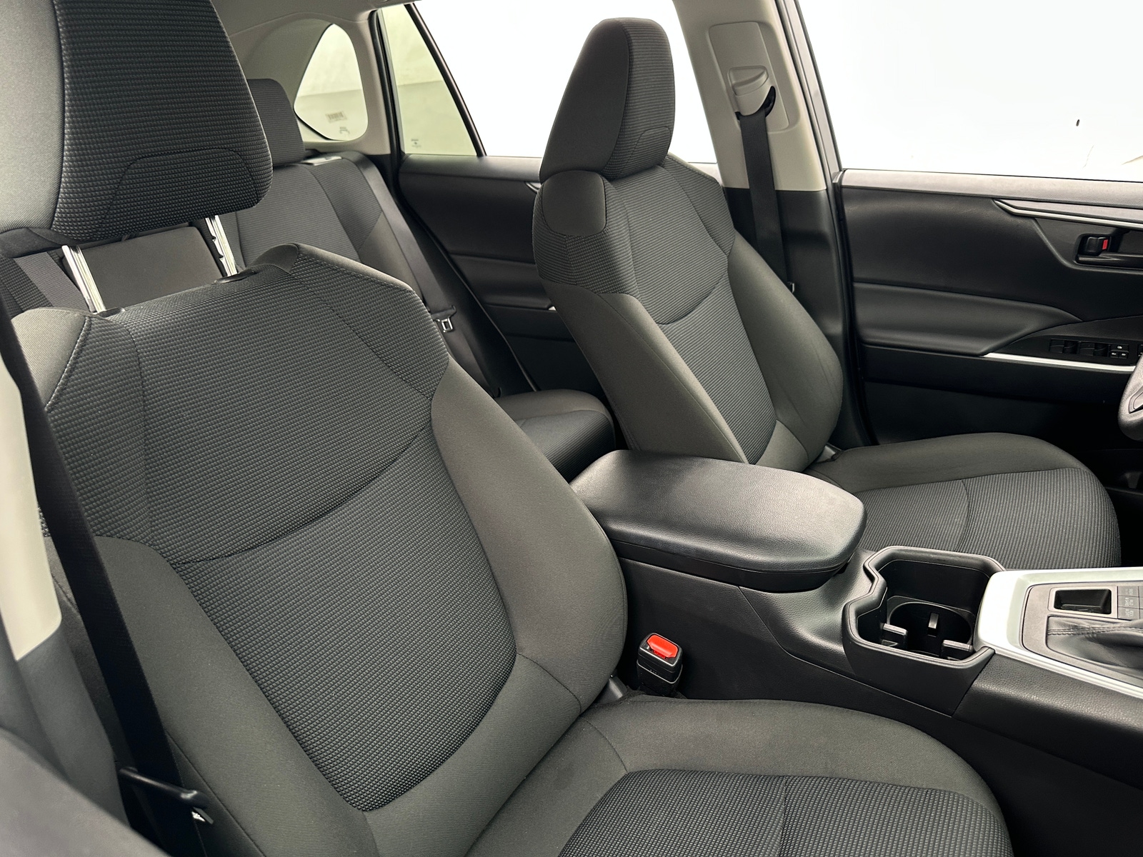 Thumbnail: 2025 Toyota RAV4 - 2