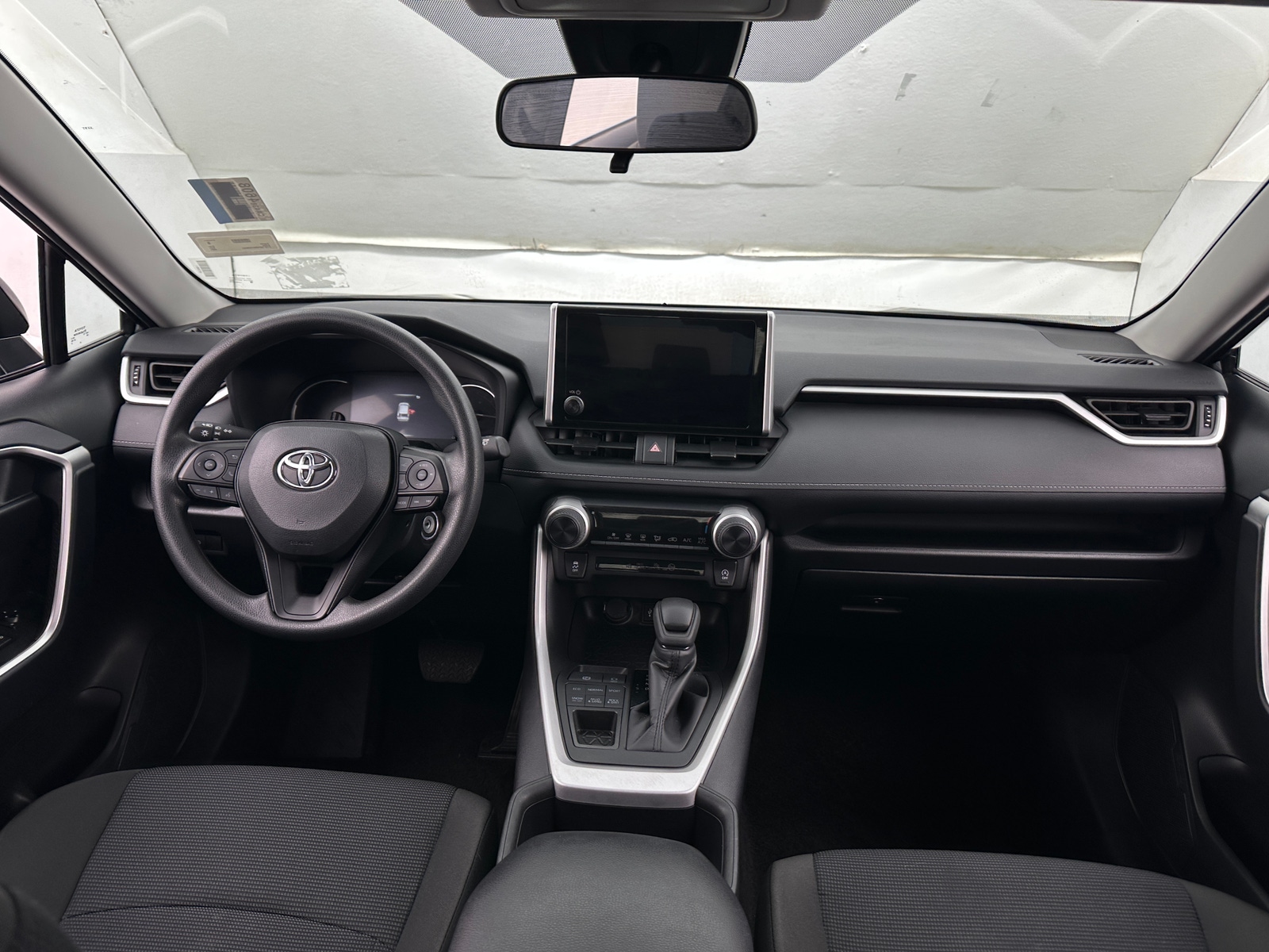 Thumbnail: 2025 Toyota RAV4 - 3