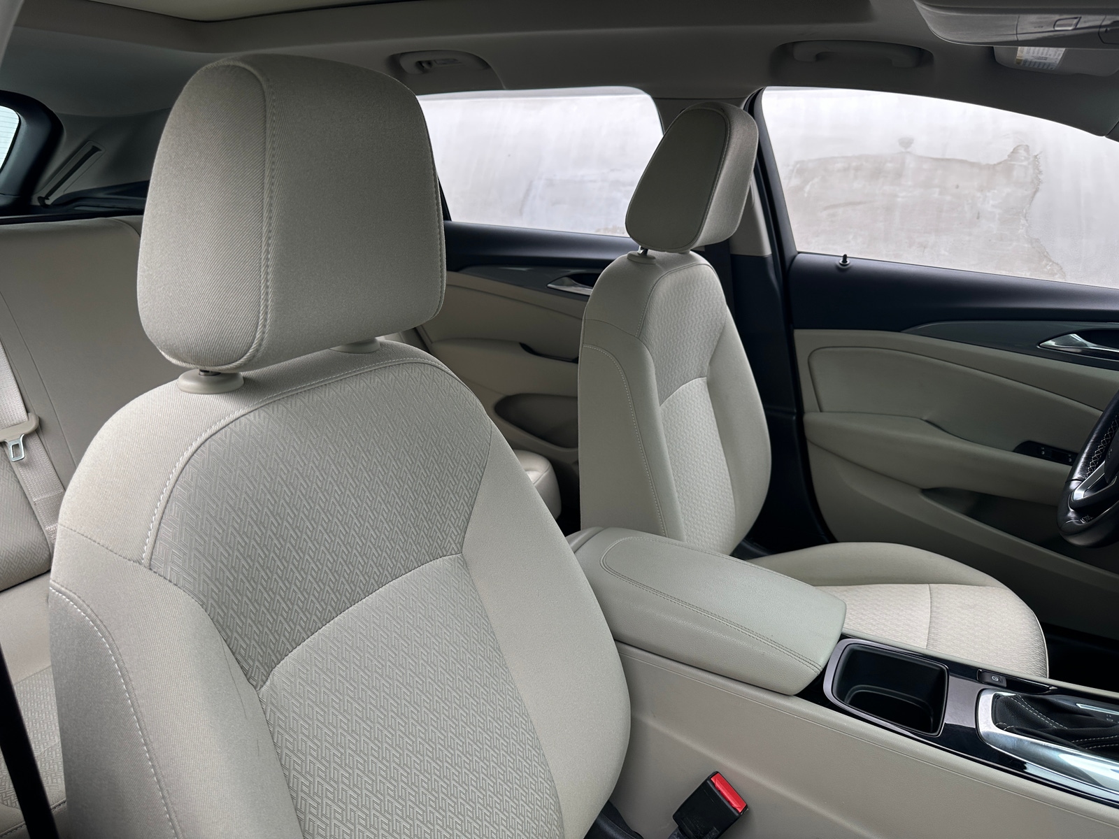 Thumbnail: 2019 Buick Regal - 2