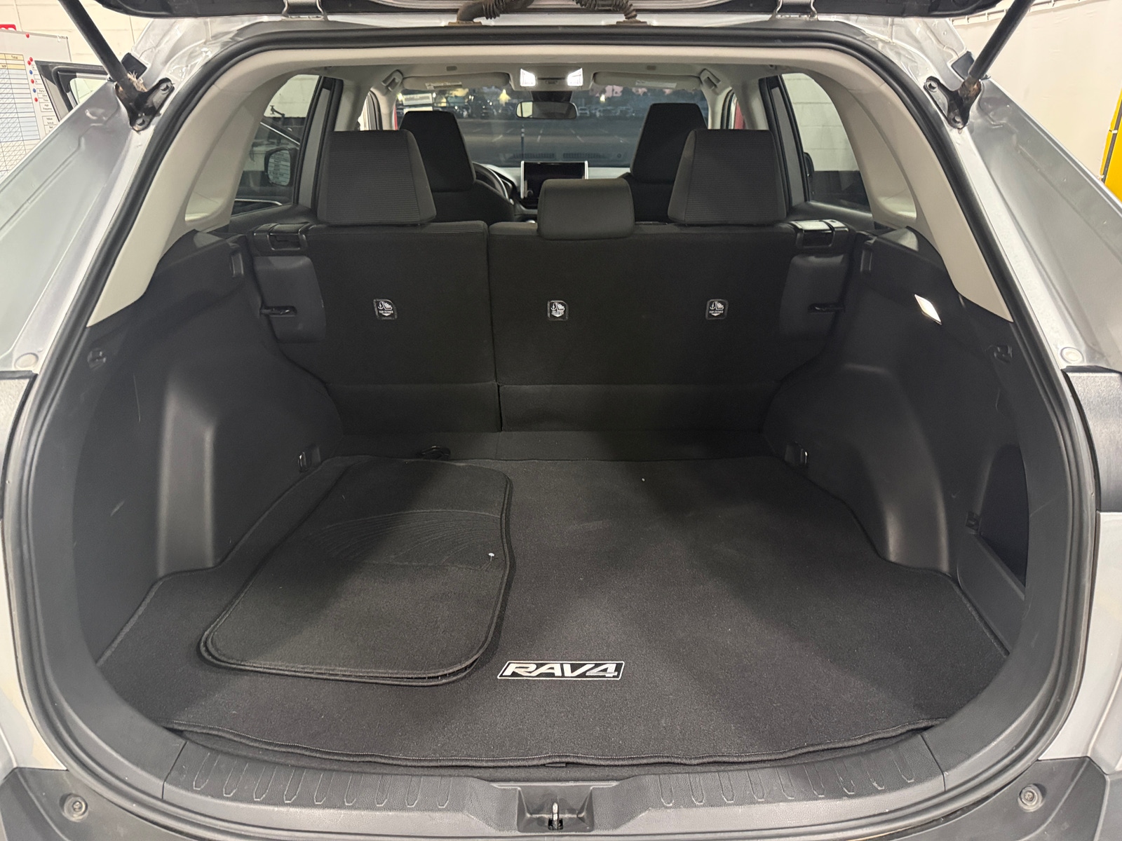 Thumbnail: 2025 Toyota RAV4 - 7